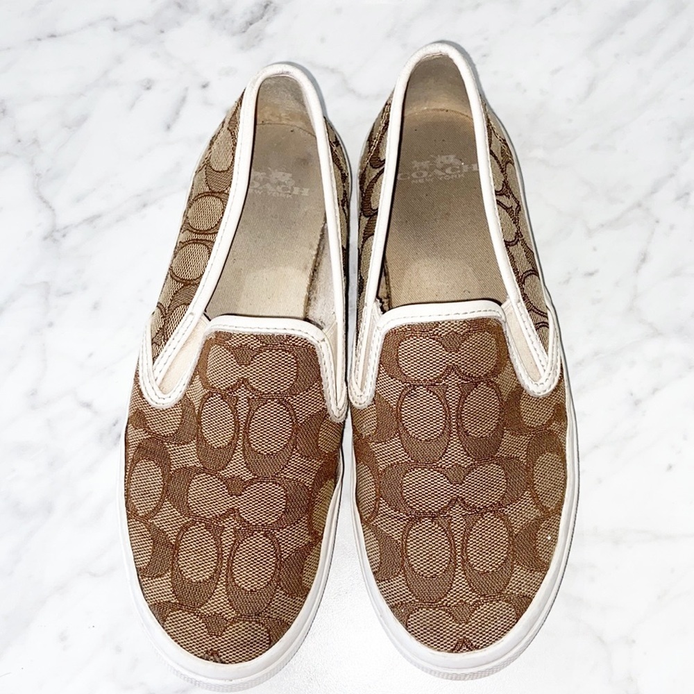 COACH “Chrissy” Logo Slip On Shoes Brown Loafers 7